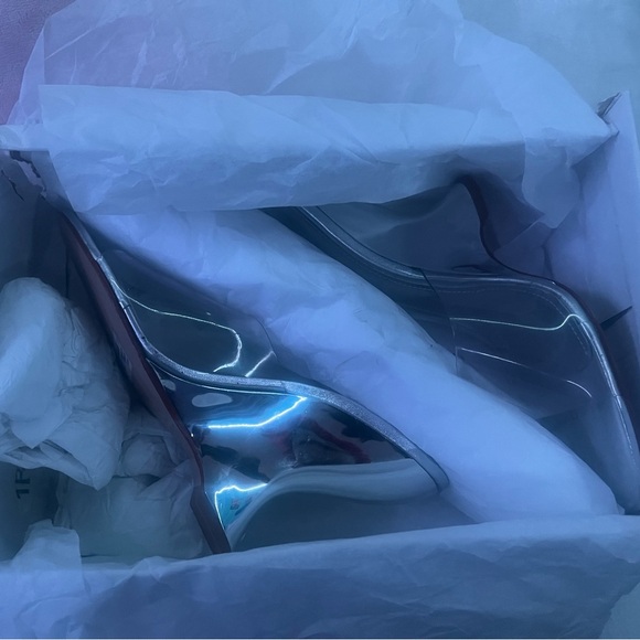 Never wore - Picture 5 of 6